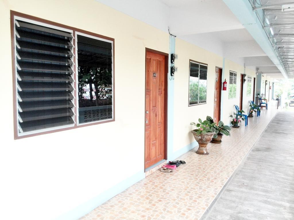 Sangaroon Hotel Landkreis Landkreis Pua Zimmer foto